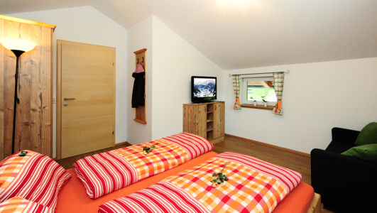 Schlafzimmer 2