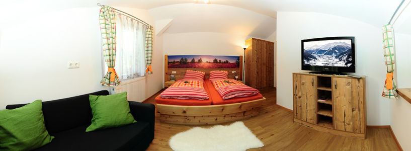 Schlafzimmer 2